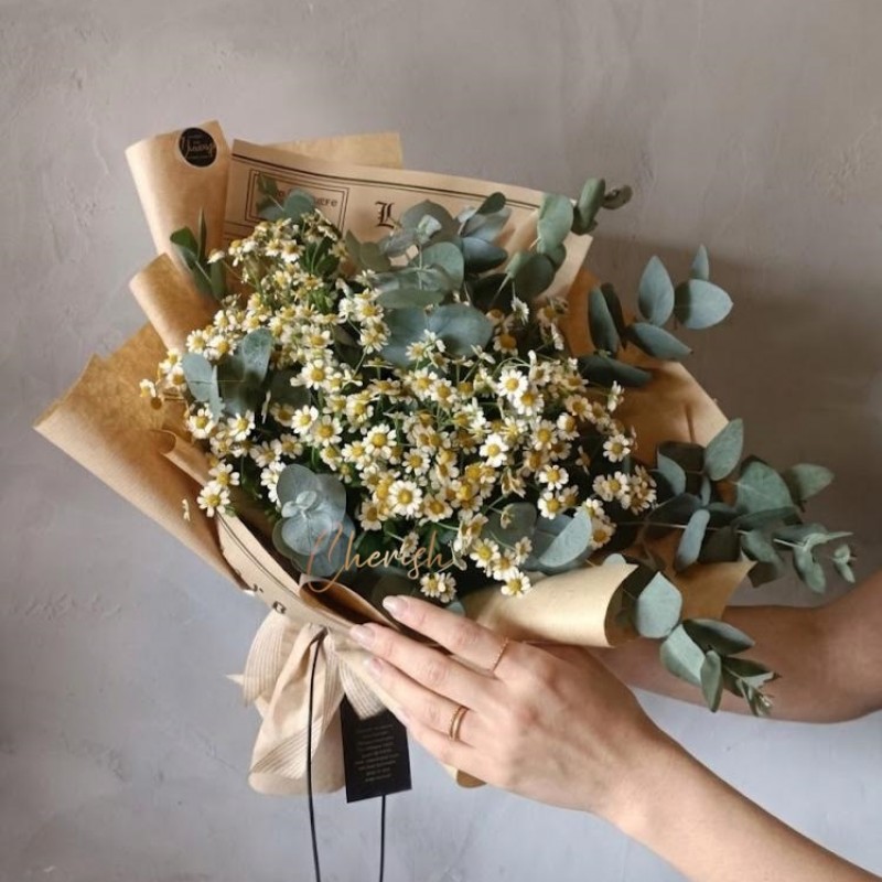MD24 - Chamomile Mother's Day Bouquet