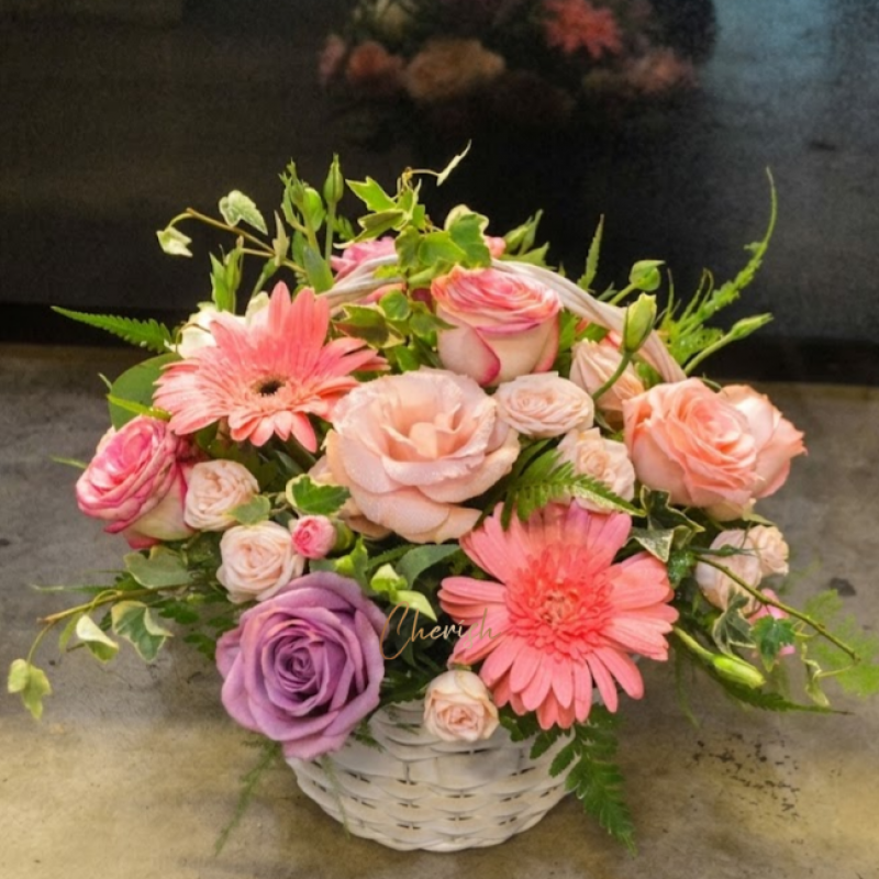 FF04 - Pink gerbera daisy basket