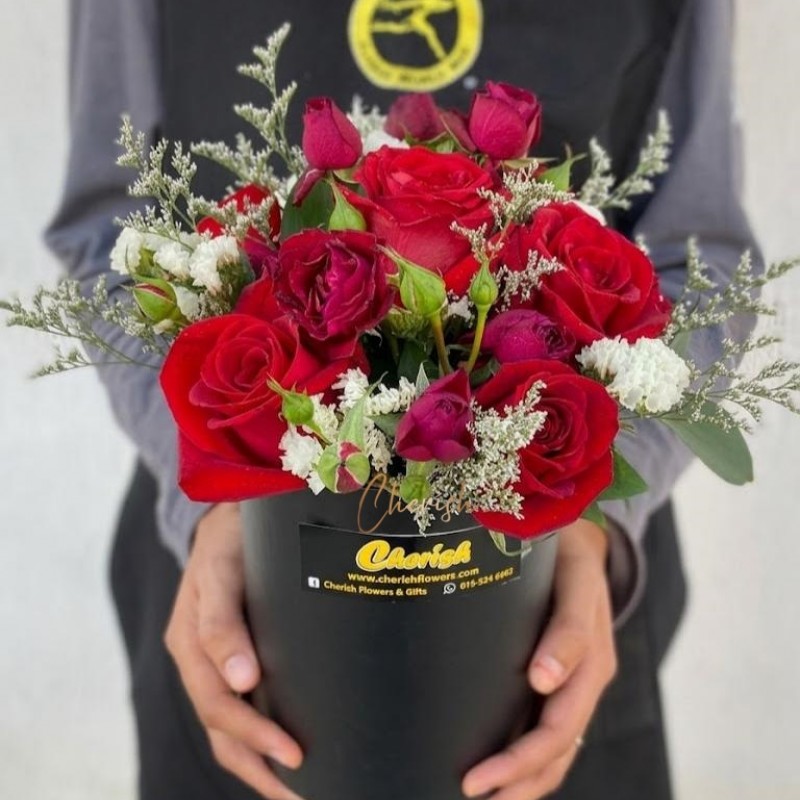 FGB 01 - Red Roses Flower Box
