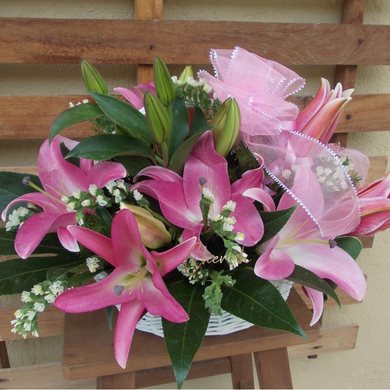 FF06 - Pink Lily Basket
